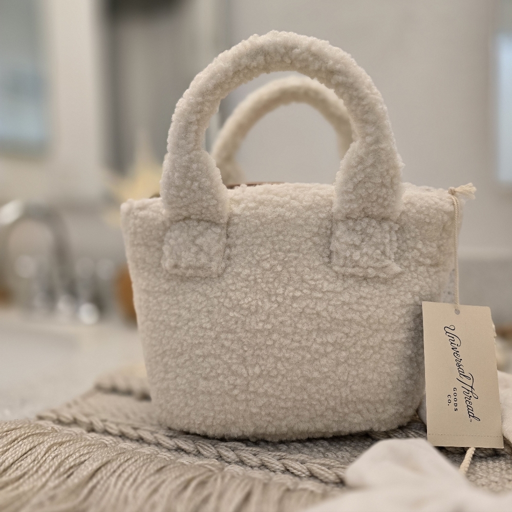 Sherpa Mini Tote - Picture 2 of 10